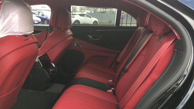 0T 五座 豪华内饰令人叹为观止开元棋牌2025款宾利飞驰 4